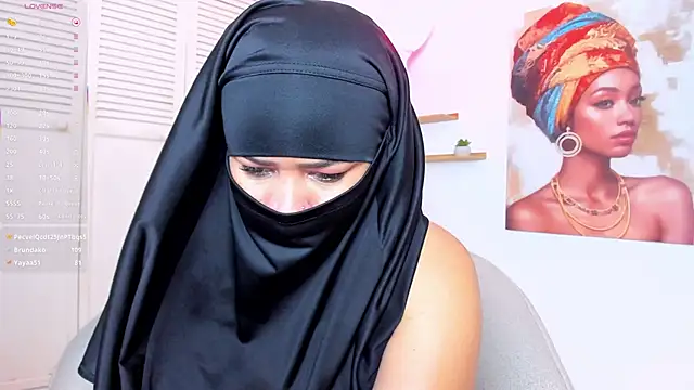 Layla_arabelle élő XXX-chatje