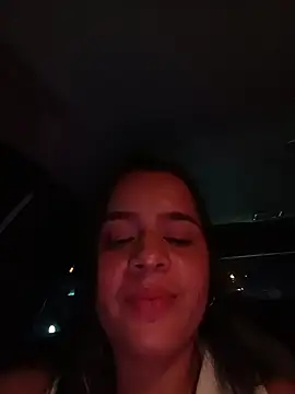 Julieth_hot-69's Live XXX Chat