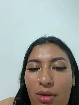 دردشة Issa_Santana الجنسية المباشرة