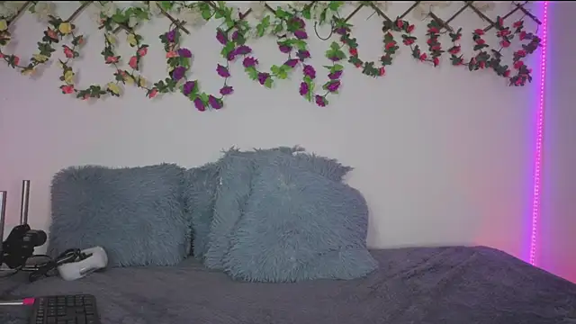 Lolarosesxsn Live XXX chat