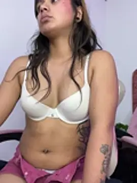 Онлайн чат XXX Conejita_420