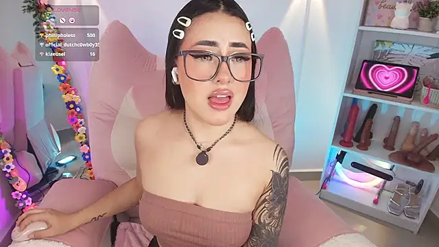 justonecute Live XXX Chat