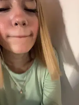 Chatroom XXX en direct de SweetBunnyGF