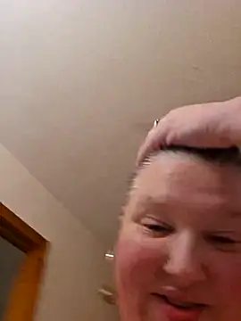 Budd_BunneyのライブXXXチャット