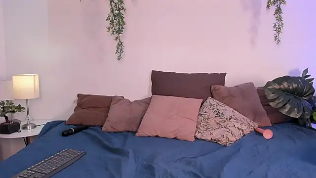 MiaNyxara_dh's Live XXX Chat