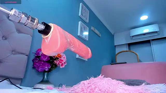 Luna_Raay's Live XXX Chat