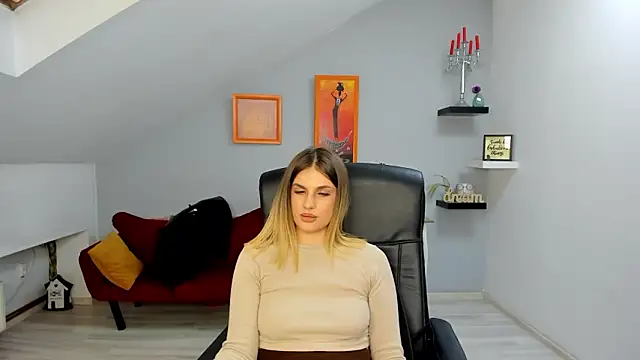 XXX chat uživo modela SarahOwenn