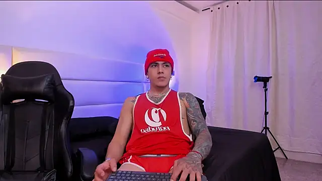 TonnieViera's Live XXX Chat