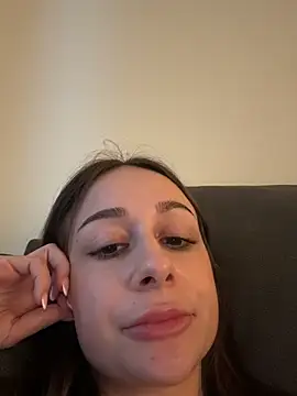 ChiaraSommer's Live XXX Chat