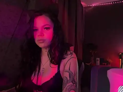 Chat XXX en directo de Kelliy_Moon