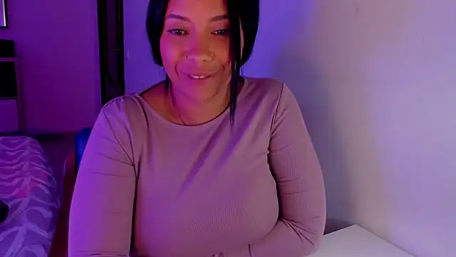 NicolePasqualottのライブXXXチャット