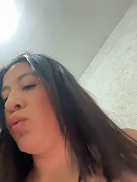 La_quecuuのライブXXXチャット