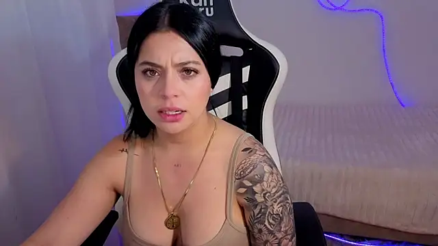 Chat +18 de Victoryyy_ ao vivo