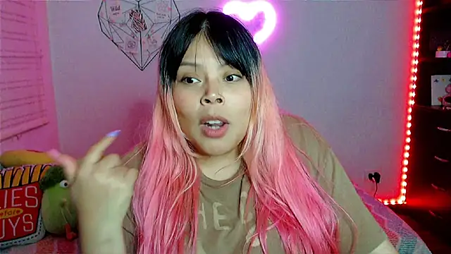 EllieMoonX's Live XXX Chat