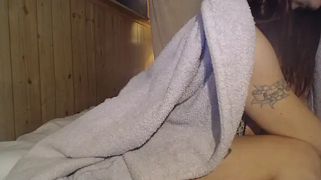 Chatroom XXX en direct de saraswirls69@xh