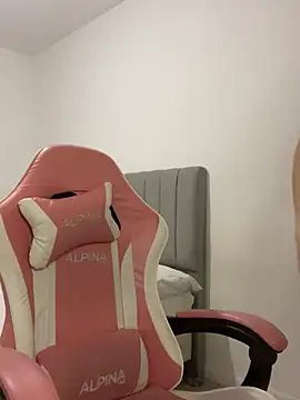 LolaSB's Live XXX Chat