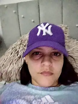 Mia_Hampton Chat XXX in diretta