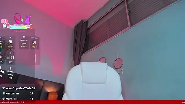 Esmeralda_CO's Live XXX Chat