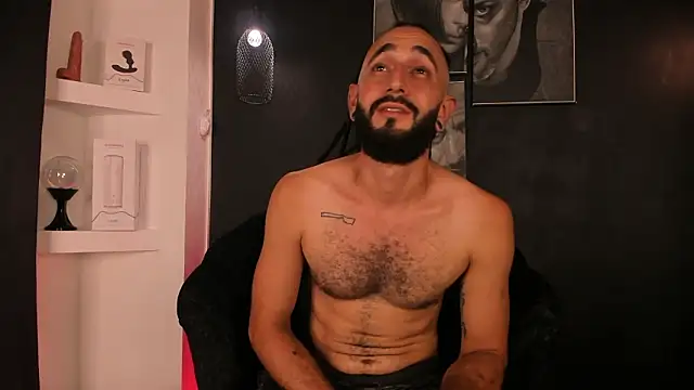 Tatis__ élő XXX-chatje