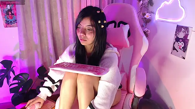 sofi_soft_ Chat XXX live