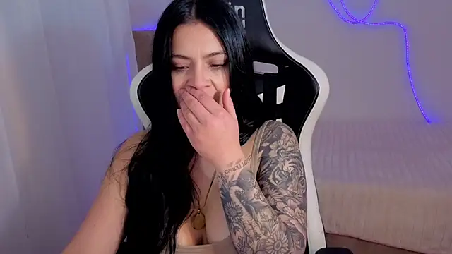 Victoryyy_ live XXX chat