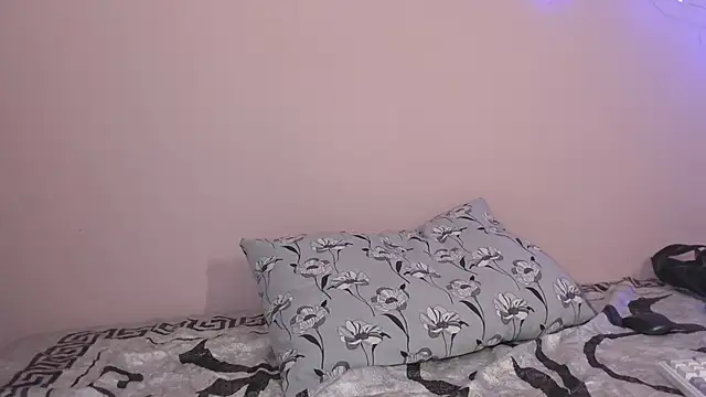 Kamila151 Live XXX-Chat