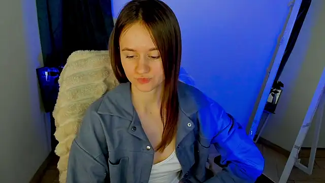 Catherine_e – Naživo XXX chat