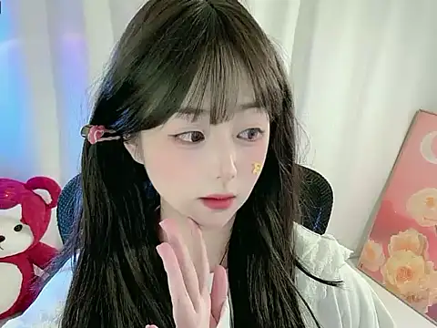 CLaire-5 Live XXX-Chat