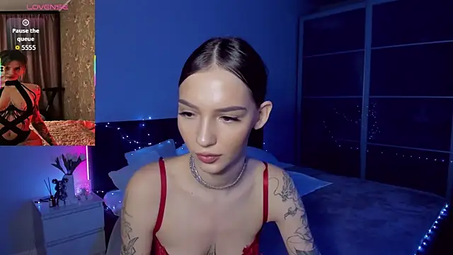 SophieCatty Adlı Modelin Canlı XXX Sohbeti