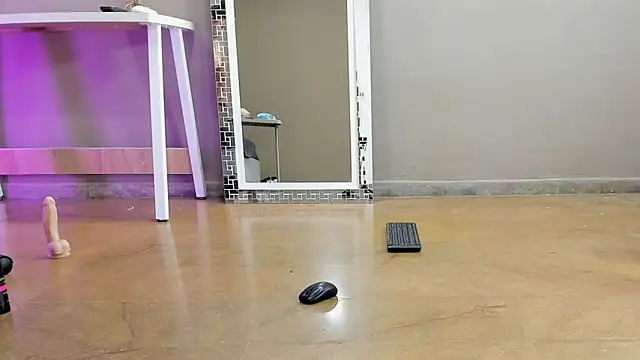 Kylievega_'s Live XXX Chat