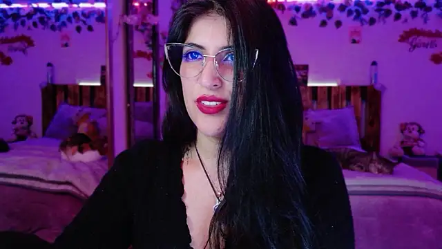 Онлайн чат XXX AzaharJaan