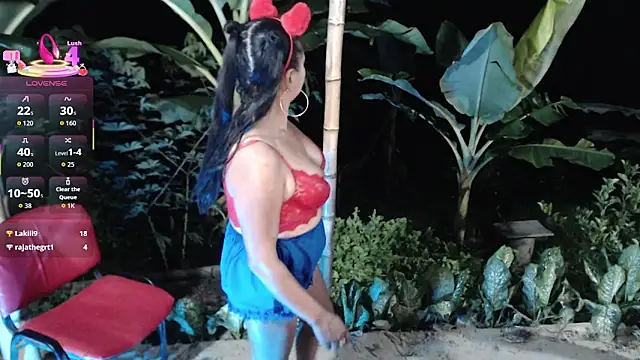 esmeralda_li's Live XXX Chat