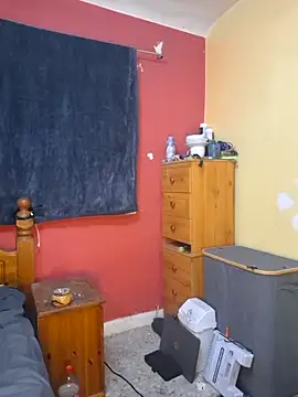 Онлайн чат XXX Adrian26pl