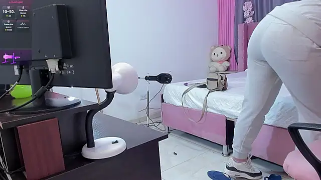 Chat XXX ao vivo de Nayla-Mouna