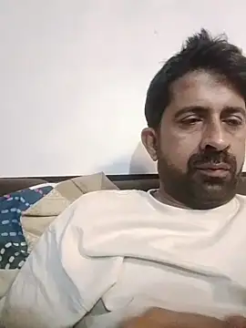 XxX_KING30 লাইভ XXX চ্যাট