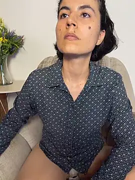 Chat +18 de kanela3434 ao vivo