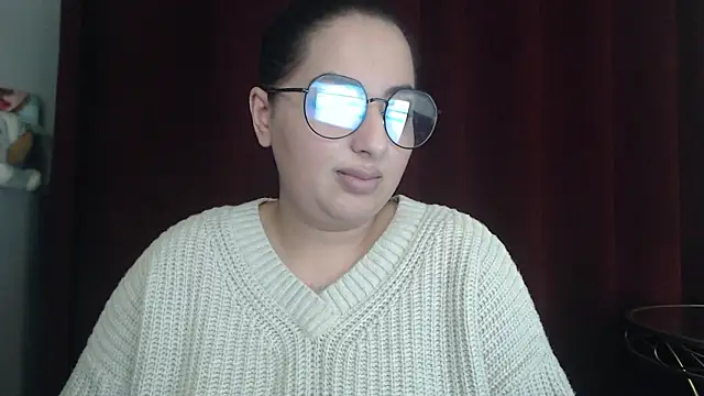 BustyAllyy's Live XXX Chat