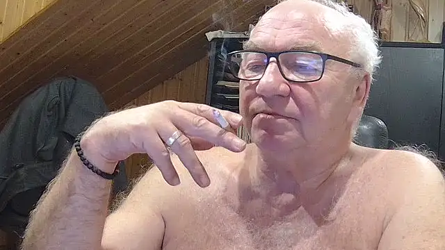 Czat XXX na żywo – biggandybig