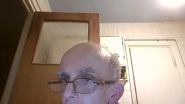 Chatroom XXX en direct de mariusica1@xh