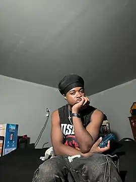 MIGHTYDEMONXXX – Naživo XXX chat