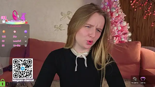 Rina_Panic: онлайн-секс-чат