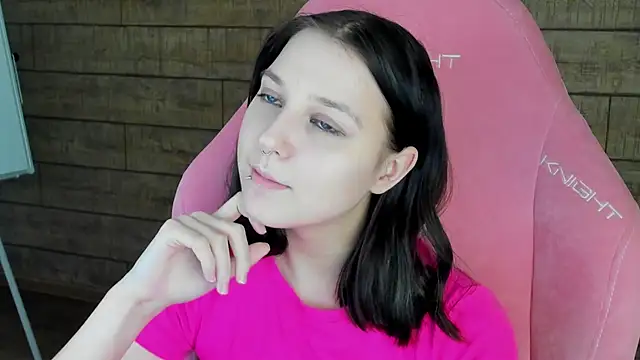 TinnaBurton Chat XXX live