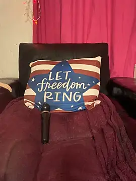 XXX chat uživo modela SEXaddictCANDY10