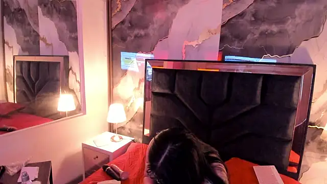 SusanVilla's Live XXX Chat