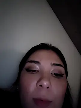 Ionii25's Live XXX Chat