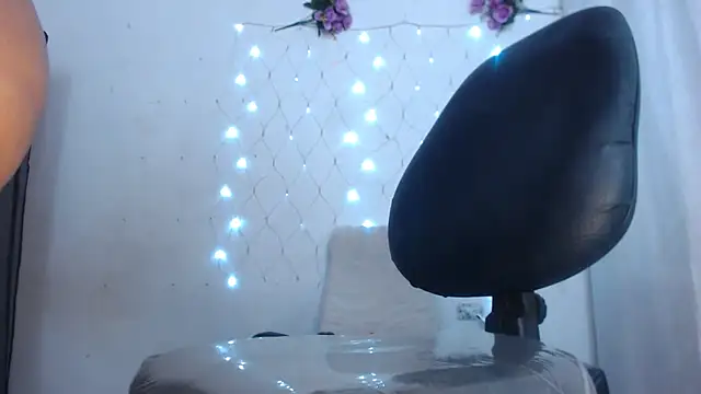 ValeriaHairy's Live XXX Chat