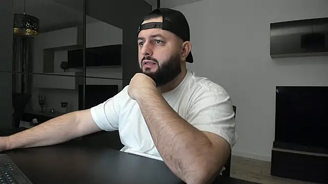 DravenPeak Show in webcam