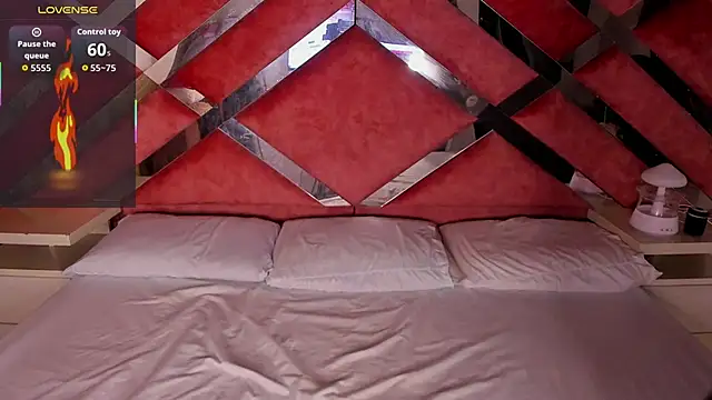 Lily_Queen30 即時 XXX 聊天