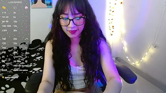 Pokazy przed kamerką – violetta_sweett