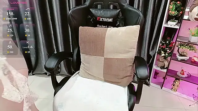 Yuki-yio's Live XXX Chat